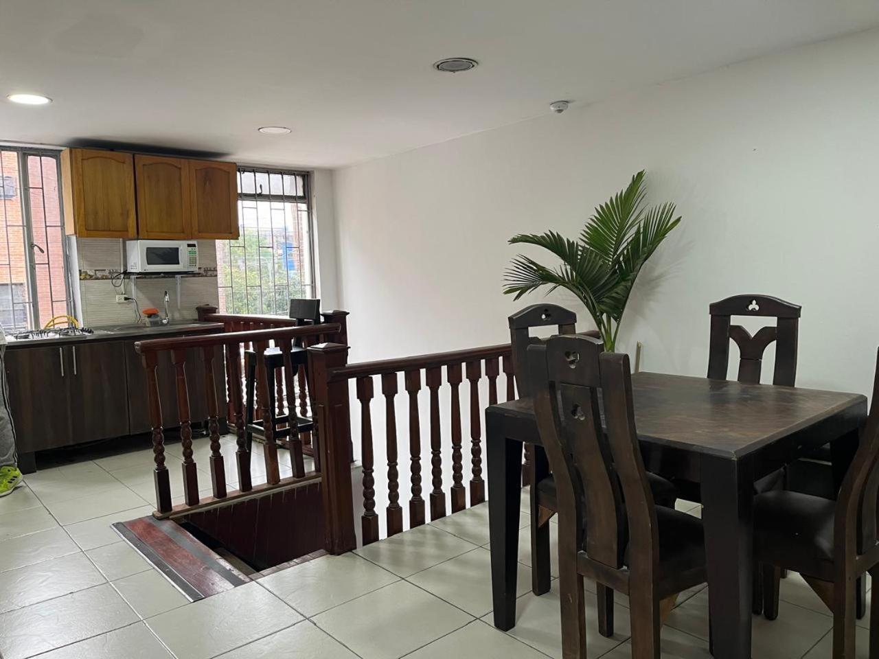 Room's 8-67 Inn Bogotá